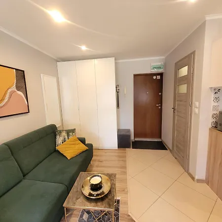Appartement Przytulne Hallera 600-studio 600 Metrow Od Plazy W Gdansku Brzeznie Gdańsk